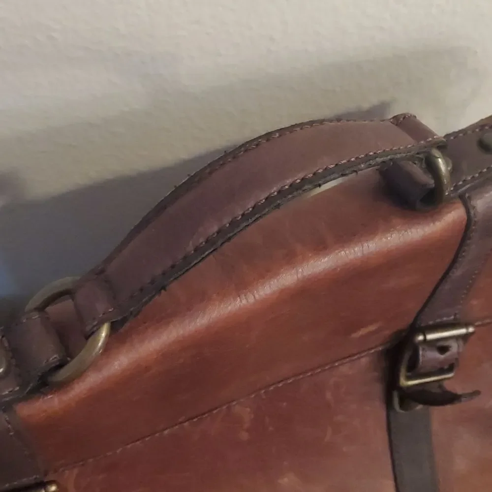 Vintage Fossil Leather Crossbody Messenger Laptop Bag